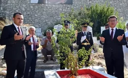 30 Ağustos Zafer Bayramı’nda Finike’deki Şehitlerin Mezarları Ziyaret Edildi