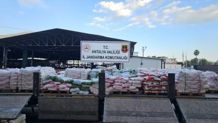 Antalya’da 17 Ton Sahte Gübre Ele Geçirildi